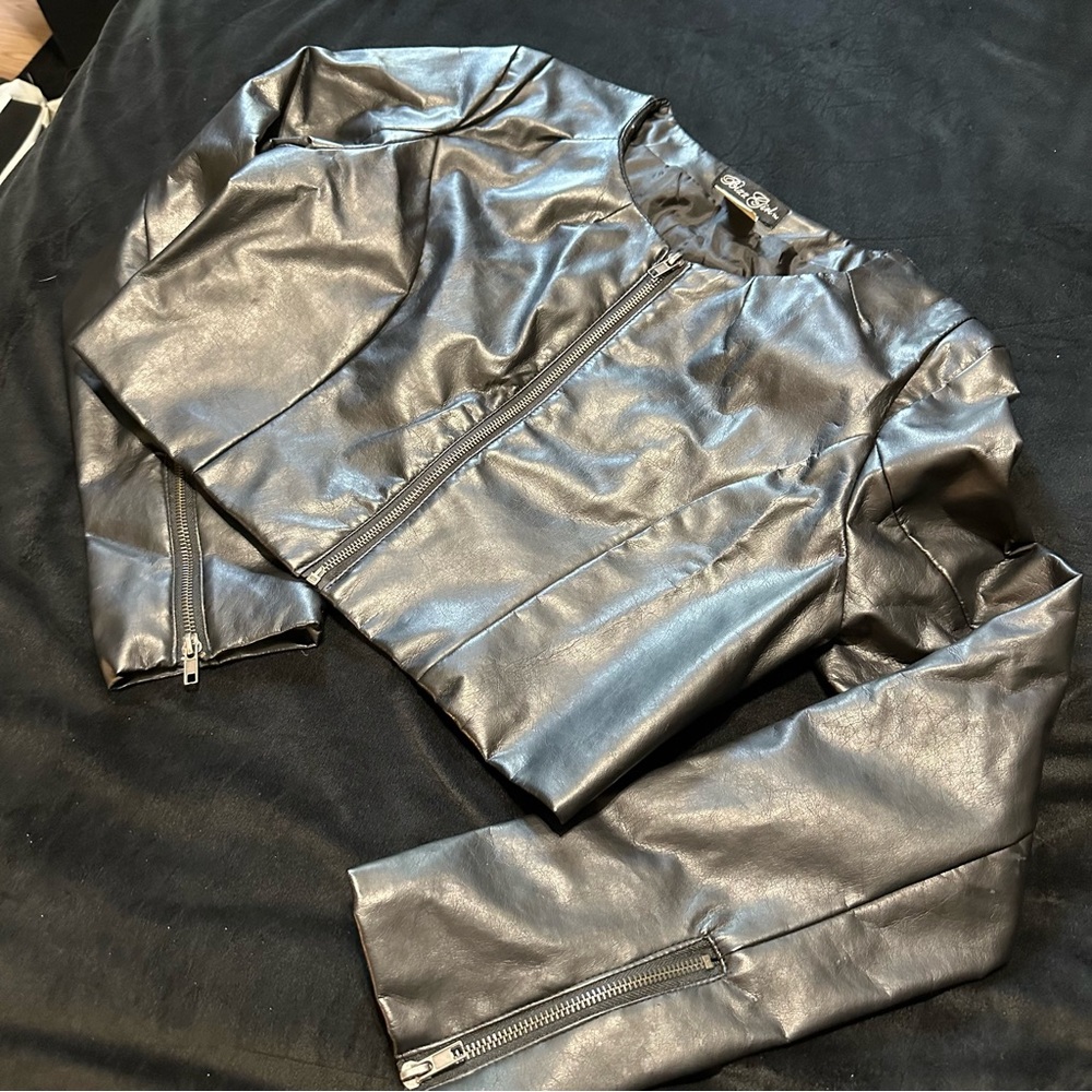 Black Rivet Women's jacket - Picture 2 of 5